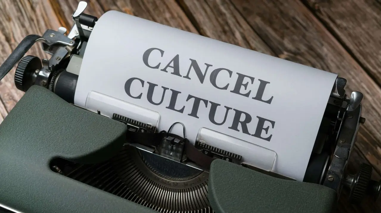 4 tips to survive being cancelled on social media