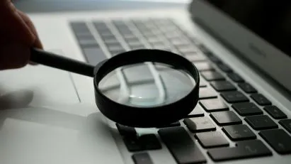 Take Note When Fact-checking Information Online