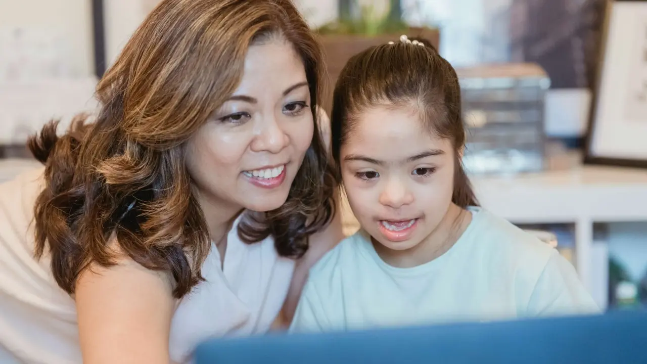 a-mother-guiding-her-child-online-inner-desktop