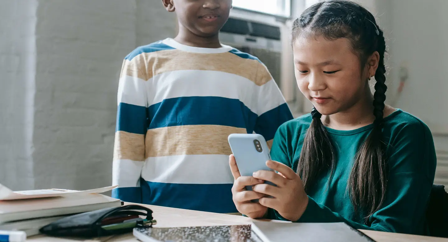 banner-4-parent-desktop