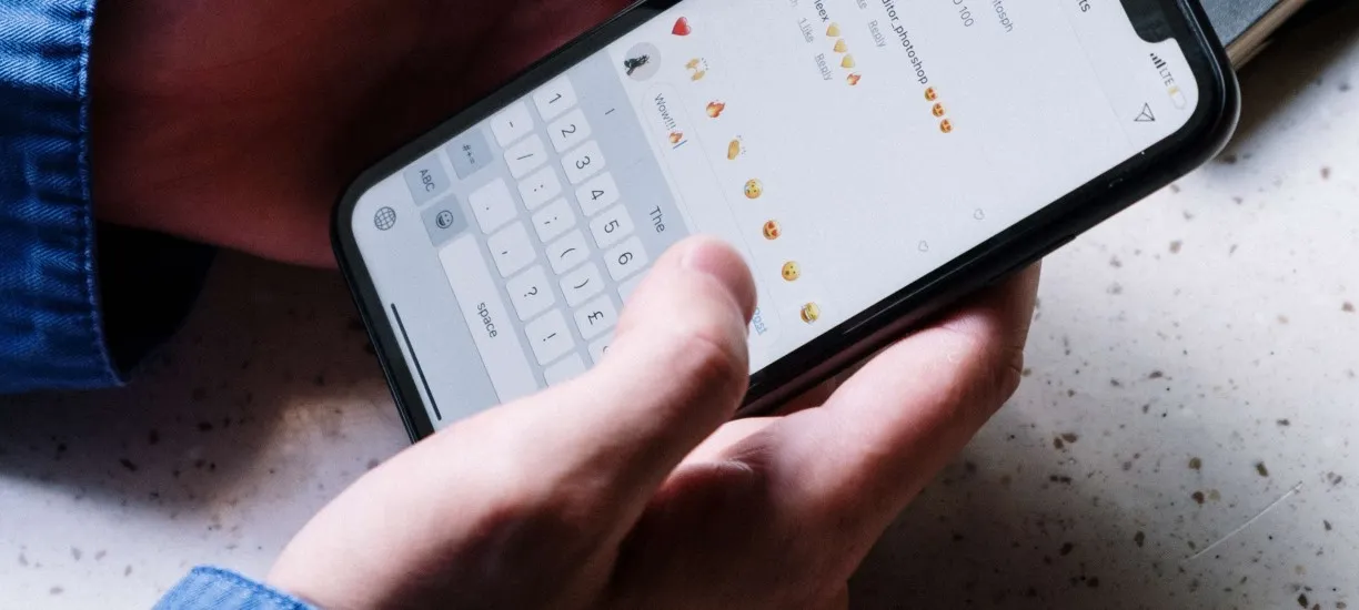 Someone forwarding content on the phone.
