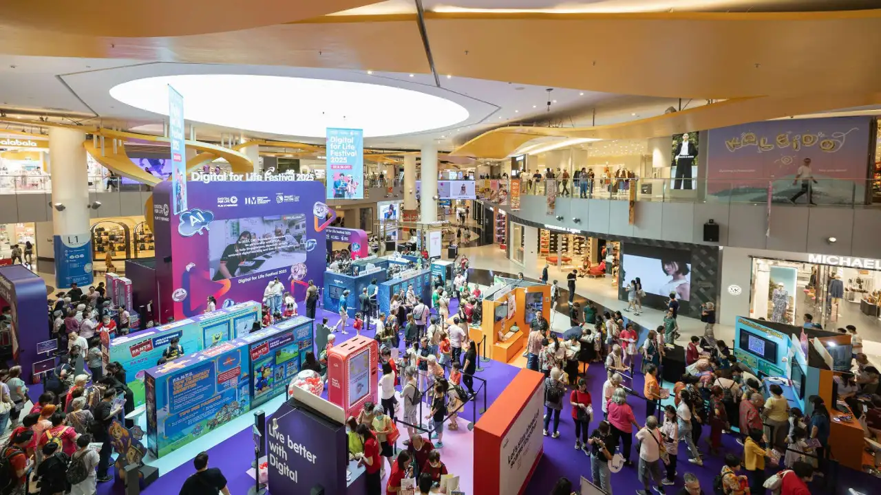 VivoCity Central Court Oct 2025